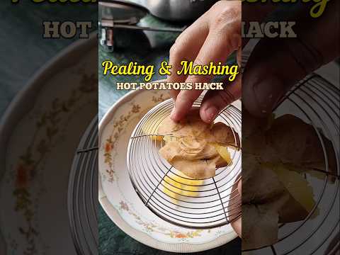 💡😱10/10 Hack for pealing Potatoes #shorts #viral #hacks #kitchenhacks #food