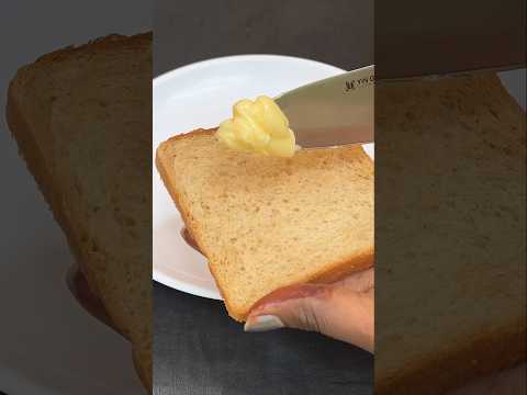 Lazy ah iruku breakfast pandradhuku🙆‍♀️Milk Bread Toast Making #shorts #recipe