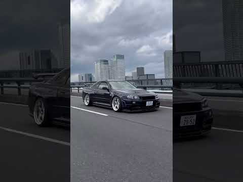 R34 fully modified with turbo sound...