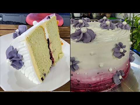 Soft and Fluffy Blueberry Cake