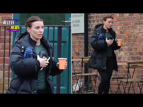 Coleen Rooney’s Fresh-Faced Look After Gym Session! 💪☕