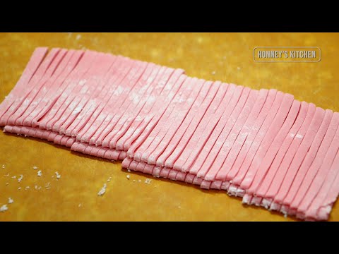 食譜🌸天然粉紅色麵條純手工/刀切 How to make Natural Pink Food Coloring noodles ナチュラルピンク 手作り麺 내추럴 핑크 수제 국수