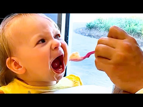 Most Adorable Baby Food Reactions - Funny Baby Videos 🥰😂