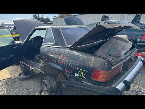 1985 Mercedes-Benz R107 380SL Roadster at Junkyard in California