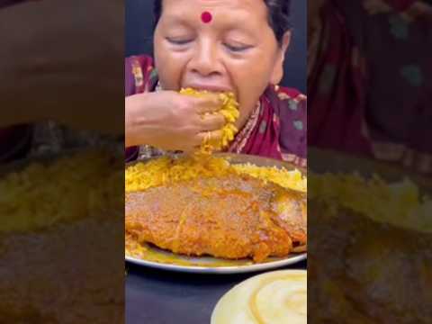 @eating spicy 🔥 fish curry with rice extra gravy 🔥🔥##ytmukbang##ytshorts