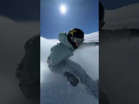 Myth: #StepOn doesn't work in powder. Busted:@marksollors & @mikeyciccarelli #snowboarding #burton