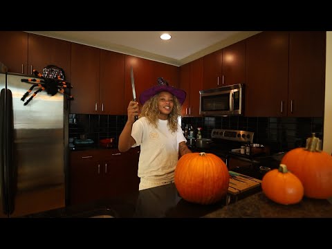 Kooking with Kodie: Pumpkin Seeds & Carving