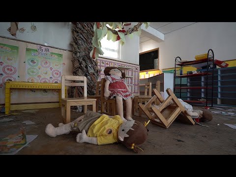 Exploring an Abandoned Hong Kong School Filled with Creepy Dolls