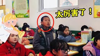 小学生被老师点名唱歌，一开桑把音乐老师惊呆了！