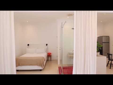 Modern 1 Bedroom Apartment in Sea Point