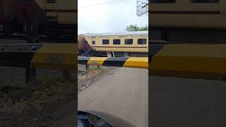 #14210#lko#Pygs #Intercityexpress #nonstophonking  #likeandsubscribe #trainhonking#highspeedjourney