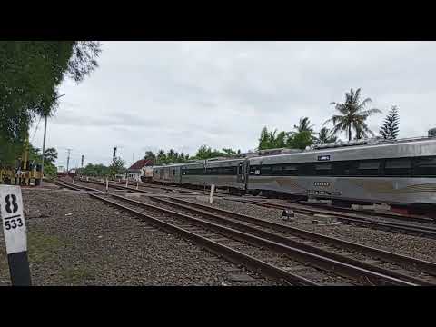 Top Speed Argo Lawu Train