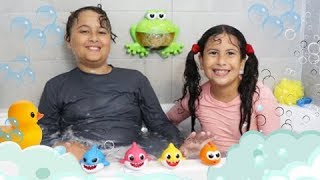 MÚSICA DO BANHO COM MARIA CLARA E JP ♫ Bath Song | Nursery Rhymes & Kids Songs