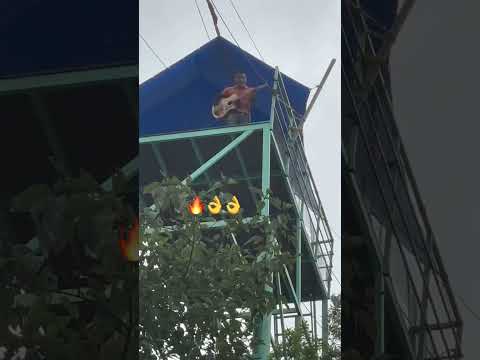 Zipline worker singing 🔥👌👌#Coorg #rajaseatpark