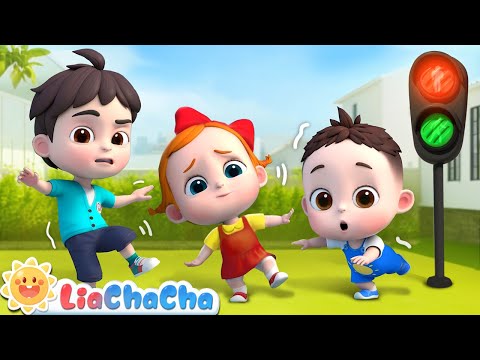 Red Light, Green Light | Family Game Song | Freeze Dance | Kids Songs & Nursery Rhymes | LiaChaCha