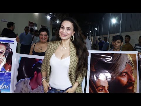 Ameesha Patel Celebrates 25 Years In Bollywood At 'Kaho Naa Pyaar Hai' Re-Release Screening