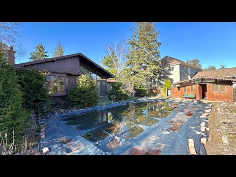 I Found An ABANDONED 1960’s Mid Century Home Left Frozen In Time | WITH STUFF LEFT BEHIND