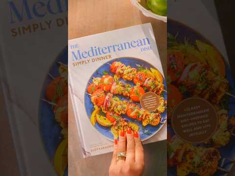 EASY Mediterranean diet recipes and HEALTHY dinners! #mediterraneandiet