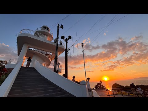 夕焼けと灯台　&  花火　映えるね👍(雑賀崎灯台)   Light house in Wakayama