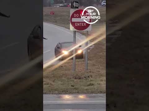 American Driver Bails Out of Sliding Car| Your Morning