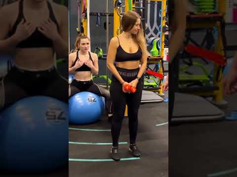 what do you think about this girls!! #prank #gym #prankchannel4u  #prankchannel  #reels #shorts