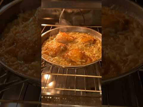 French Onion Soup, but make it a One-Pan Chicken Dinner 🧅