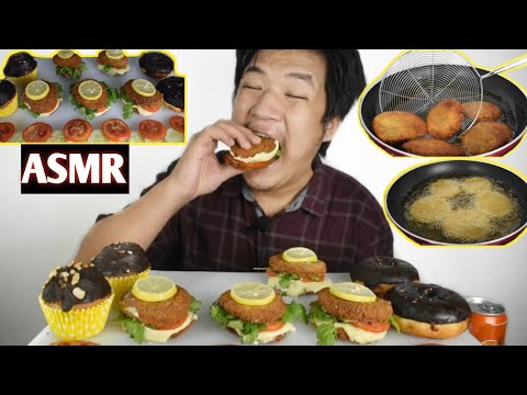 ASMR EATING CHICKEN PATTY BURGERS MUKBANG #twistedfoodsasmr #chickenburgermukbang #burgermukbang