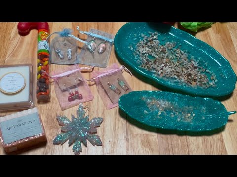 Christmas Gifts for Teachers Ideas!  🎁🎄 Resin art and homemade gifts!