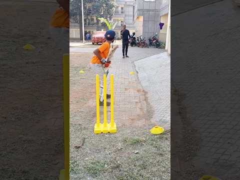 क्रिकेट practice with my father//#trending#skaterarush#cricketlover  #shortvideo#viralvideo#ytshorts