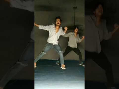 Tumse Milke Dil Ka Hai Jo Haal | Judwaa Entertainers | #shorts #youtubeshorts #viral #dance #srk