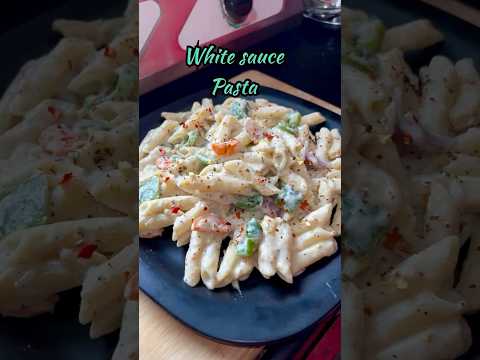 White sauce pasta 🍝 #afreendastarkhwan #afreenshakeel #afkeelforever #whitesaucepasta #trending