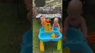 So lucky to live in Hawaii  ||  water babies #singlefather #twins #beach #hawaiilife