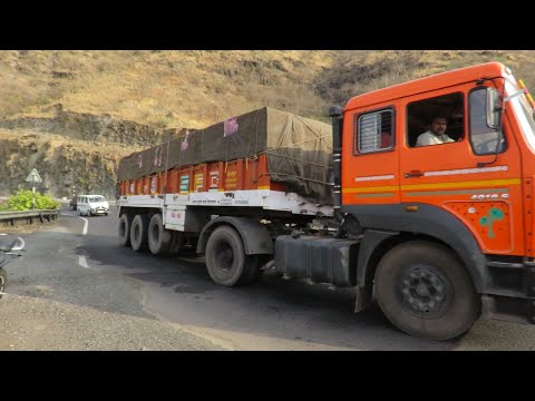 KHAMBATKI GHAT:TATA ~EICHER 18 TYRES HEAVY TRUCKS घाट से जाते हुऐ