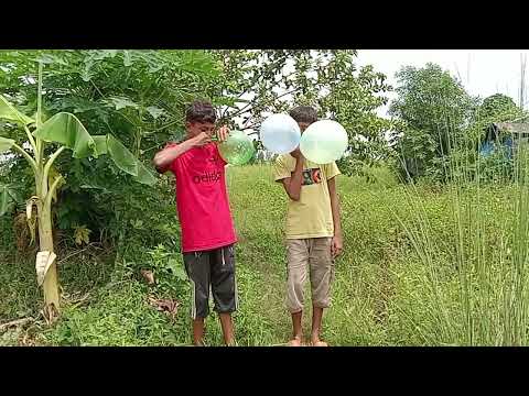 Have fun blowing up balloons and learn the names of colors। kids episode32