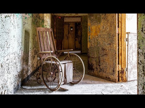 Found Creepy Rooms with Power Still On in a Massive Abandoned Asylum