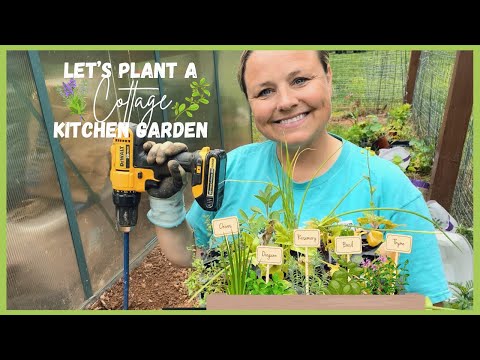 Planting Herbs & Flowers To Create An Edible Kitchen Cottage Garden