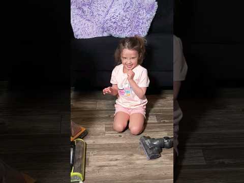 Daughter Licking The Vacuum Cleaner Prank On Mom 🤣