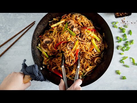 Easy Meat Free Mushroom Chow Mein