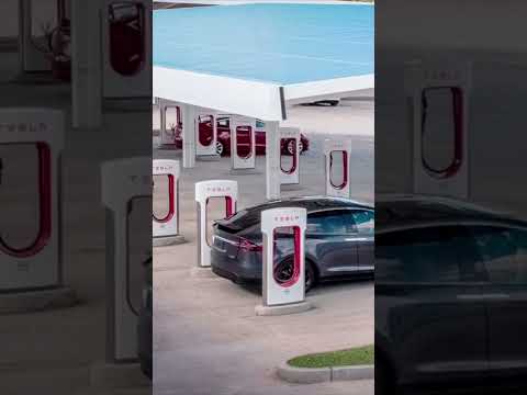 Tesla Confirms V4 Superchargers Will Charge at 350kW #fastautotrack #shorts