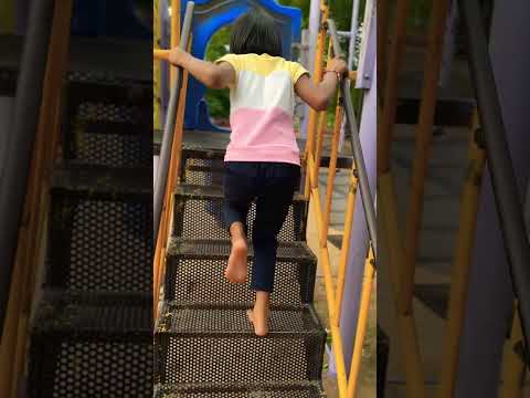 Adithi and Hardik Playing in Park🌈🌞🥳 #shorts #shortsfeed #trending