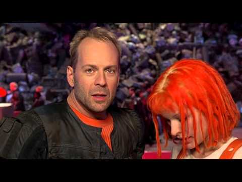 The Fifth Element Best Scenes - Leeloo Dallas Multipass