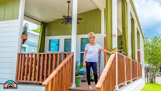 Retired Teacher's Single Level Tiny House