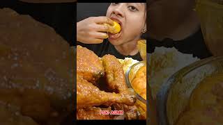 #eating #eatingshow #asmreating #bigbites #foodchallenge #food #foodshow #spicychickenasmr #shorts