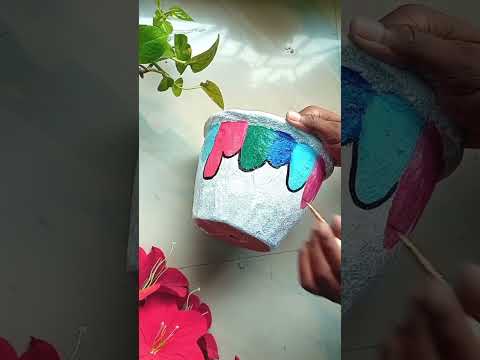 Trendy Pot painting idea ll best pot painting at home using garden pot 👍🏻😀  #youtubeshorts #shorts