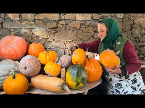 Daily Mountain Life: Fixing the Barn and Harvesting Pumpkins with Grandma