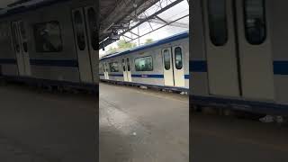 Mumbai AC local train #reels #shorts #shortsfeed #shortvideo #railive #train #viral#mumbailife