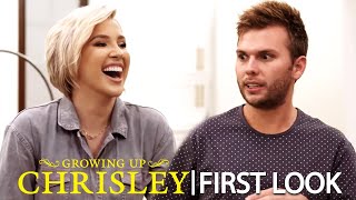 Your First Look at Growing Up Chrisley Season 3 | USA Network