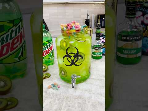 Toxic Waste Punch #cocktail #drink #candy #party