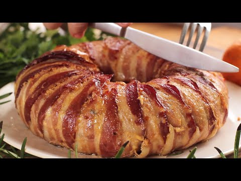 Christmas Wreath Meatloaf. The guests were surprised! It's very easy and quickly to cook.