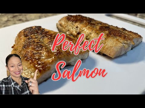 Pan Seared Salmon Recipe // Quick and Healthy Salmon Dinner